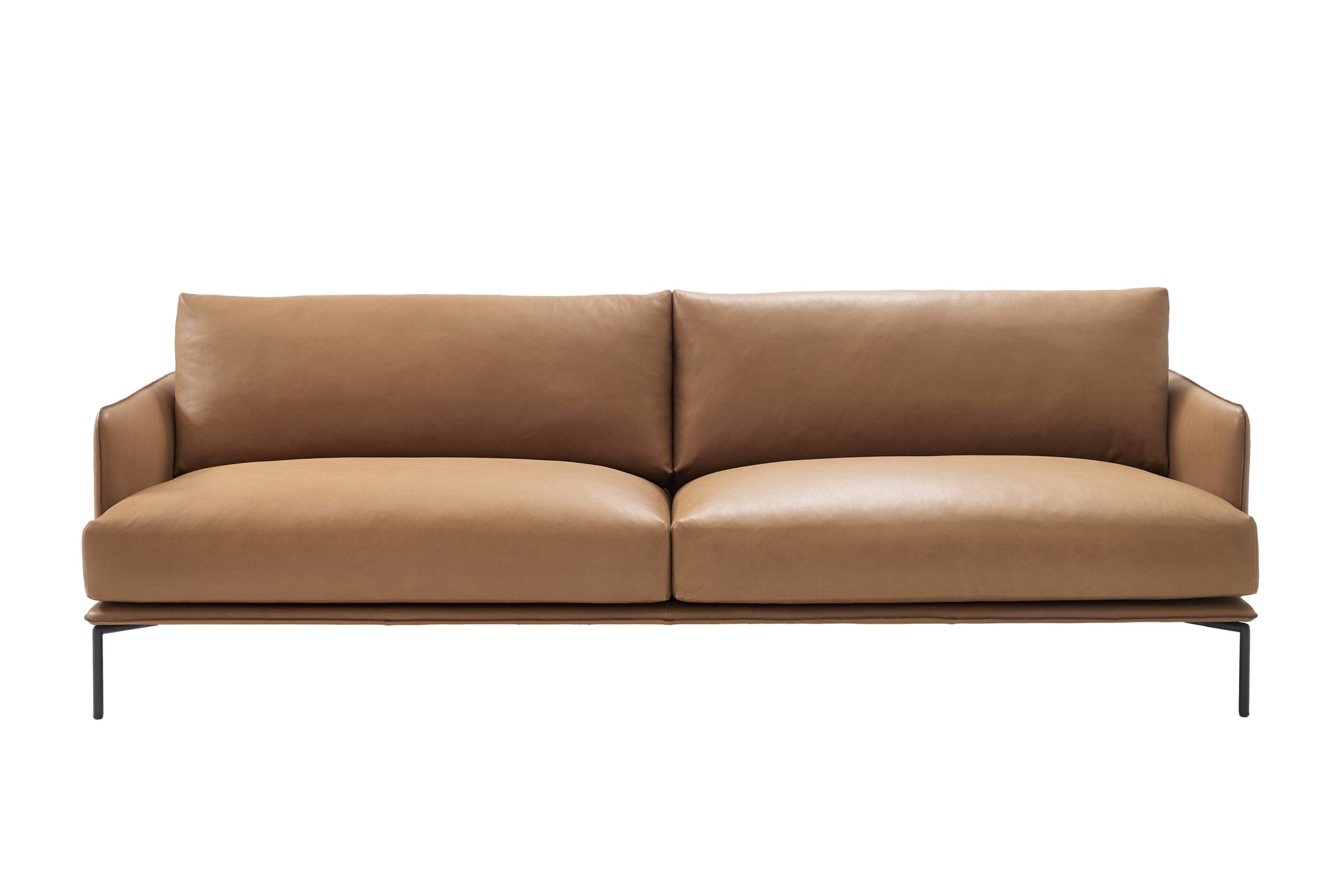 Baron sofa berge interiør skinnsofa cognac brun 3-seter treseter to puter